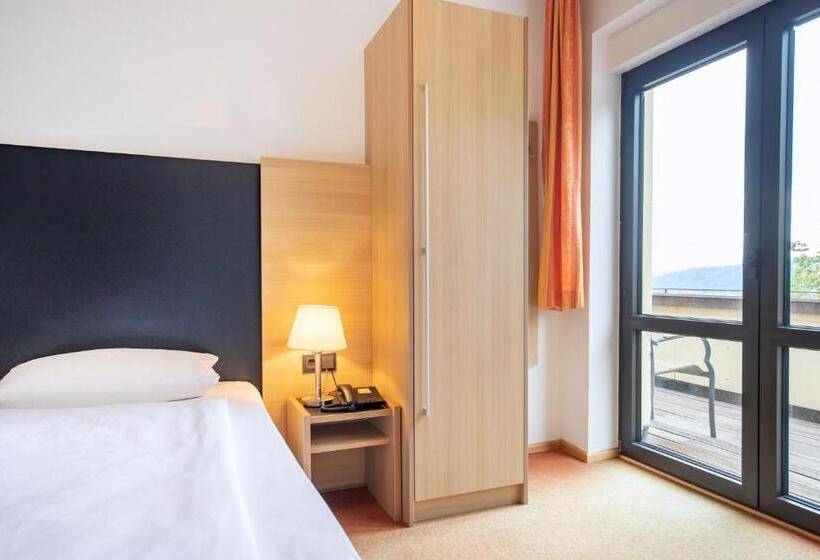 Номер Стандарт Индивидуальный с Видом, Achat Hotel Franziskushöhe Lohr