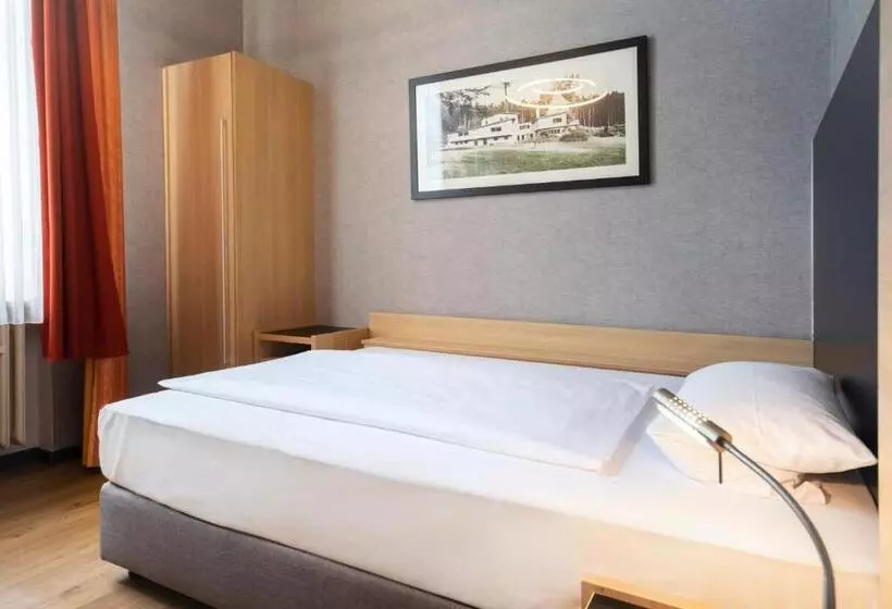 اتاق استاندارد یک تخته با چشم‌انداز, Achat Hotel Franziskushöhe Lohr
