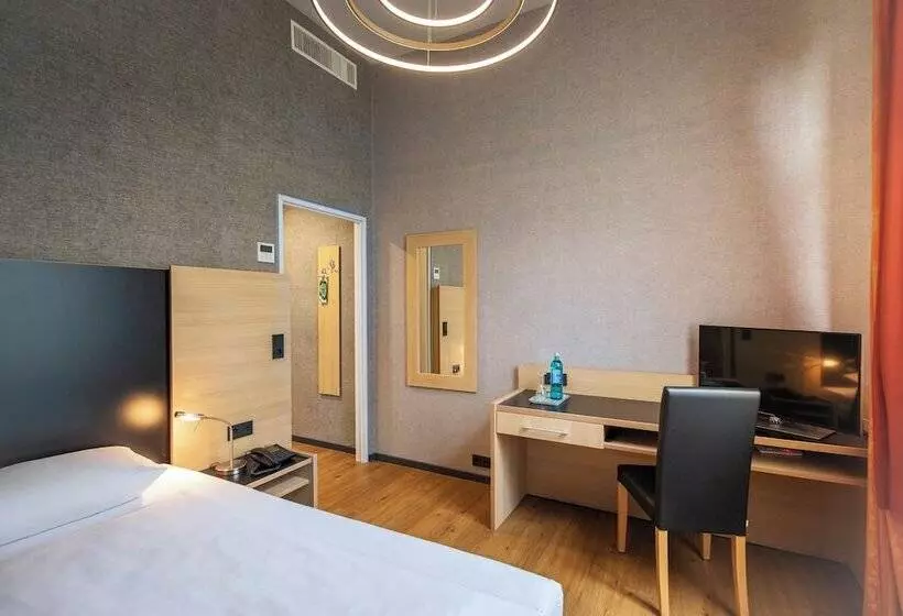 اتاق استاندارد یک تخته با چشم‌انداز, Achat Hotel Franziskushöhe Lohr