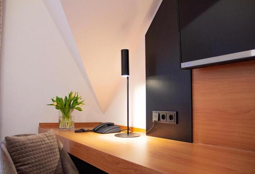 غرفة قياسية, Ambienthotel Tassilo