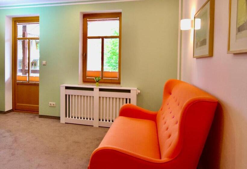Апартаменты 1 Спальня, Pension Kurhausblick