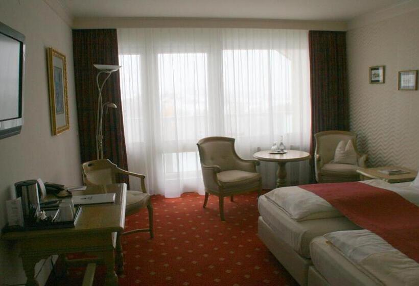 Номер Superior с Балконом, Sure Hotel By Best Western Rhoen Garden