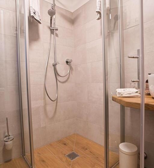 חדר סטנדרט עם מרפסת, Boutique Hotel Landhauszeit