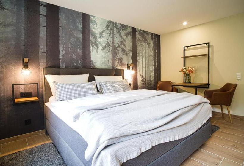 חדר סטנדרט עם מרפסת, Boutique Hotel Landhauszeit