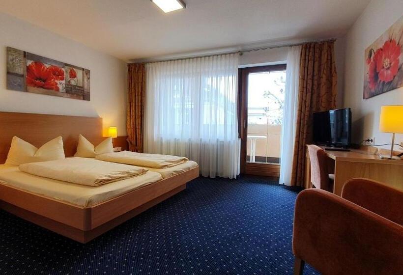 Quarto standart com varanda, Restaurant Adler