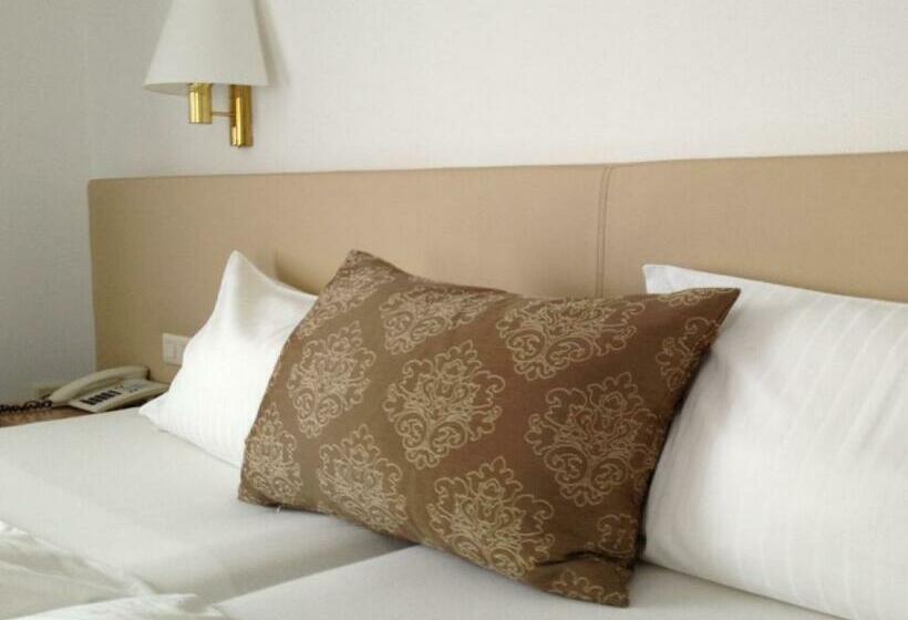 اتاق استاندارد, Am Erzengel