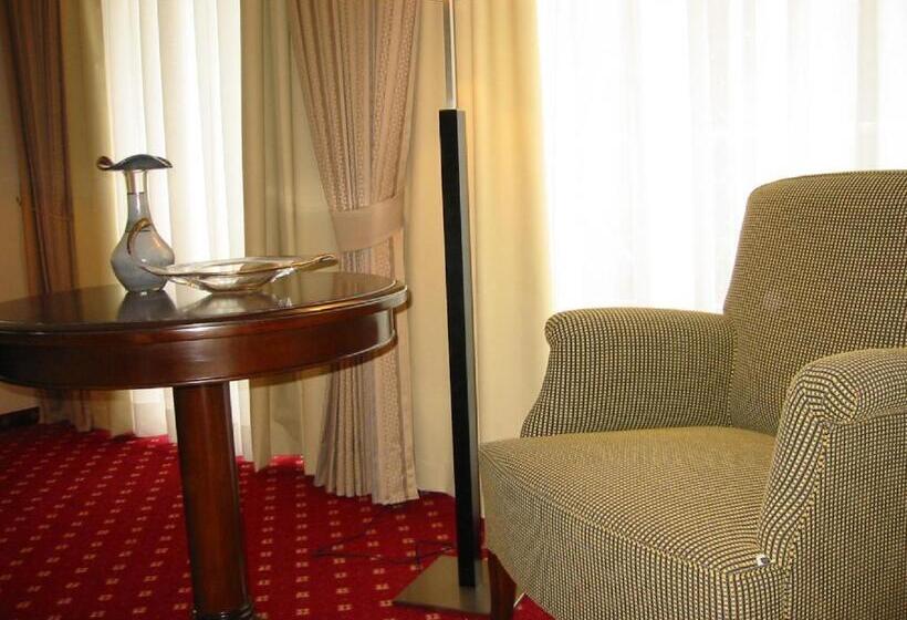 اتاق راحتی یک تخته, Am Erzengel