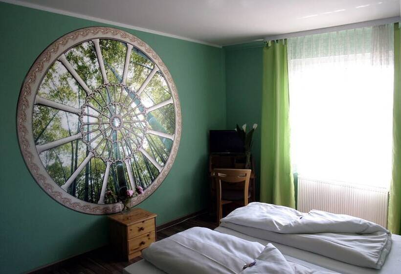 غرفة قياسية فردية, Bavaria Safari