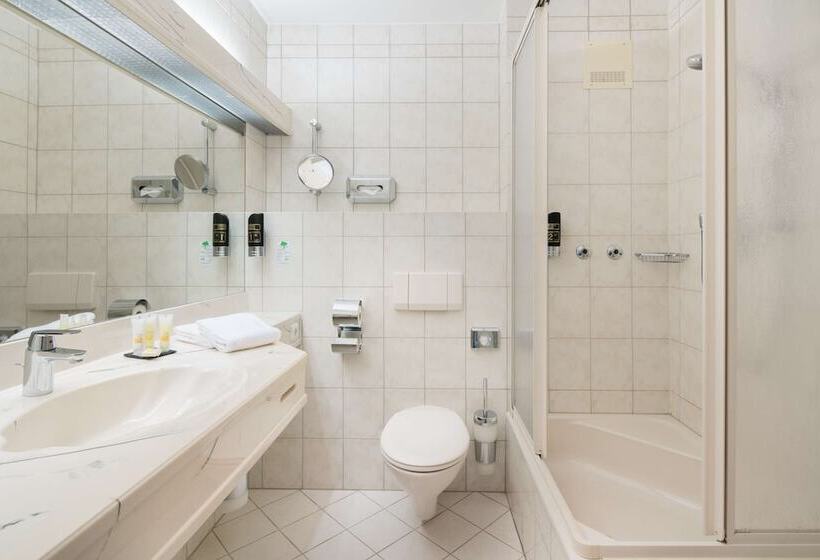 Номер Superior с Балконом, Sure Hotel By Best Western Rhoen Garden