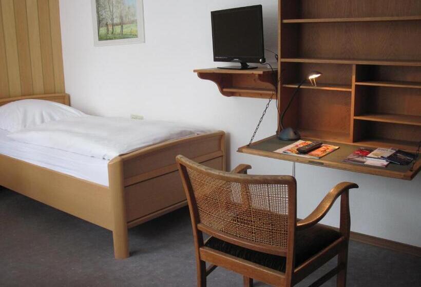 غرفة قياسية فردية, Café Schauinsland