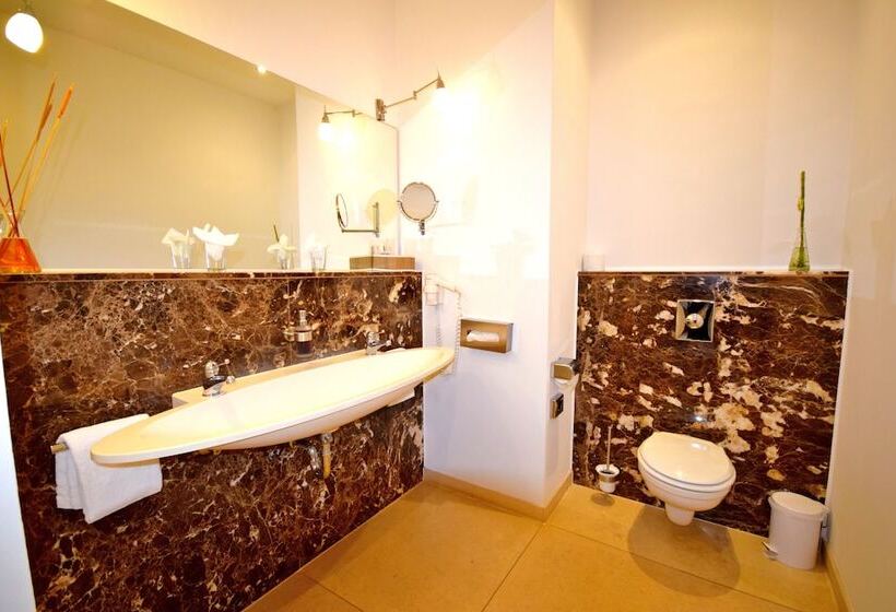 クラシックルーム, Cantera By Wiegand