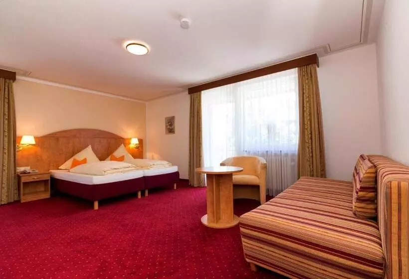 Standard Plus -huone, Cortina