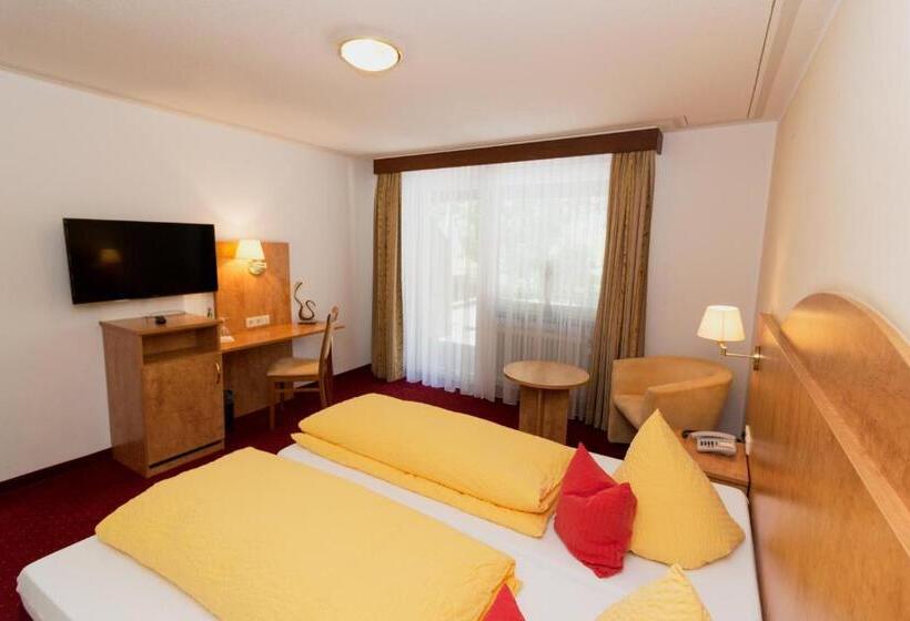 플러스 스탠다드 룸, Cortina