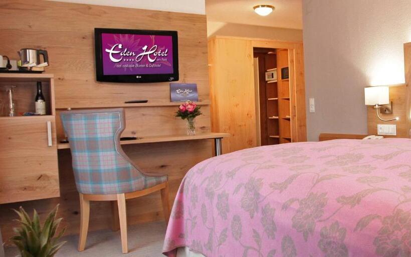 带阳台的高级房间, Eden