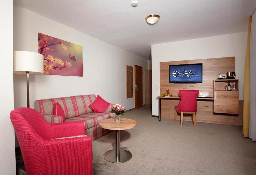 高级小型套房, Eden