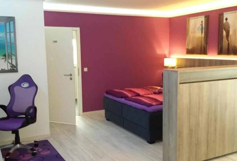 ジュニアスイート, Garden