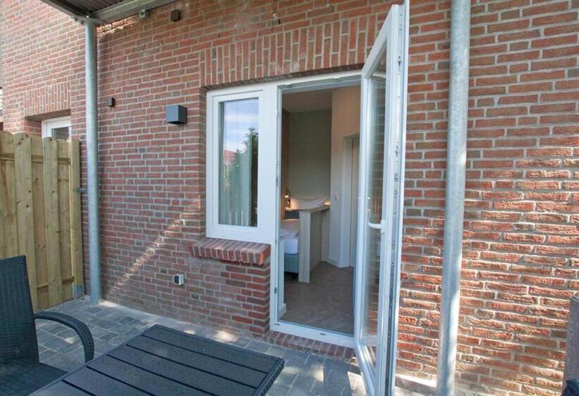 テラス付きシングルルーム, Garni Goldener Anker