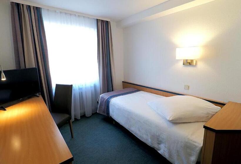 スタンダードシングルルーム, Goldener Hirsch Mosbach