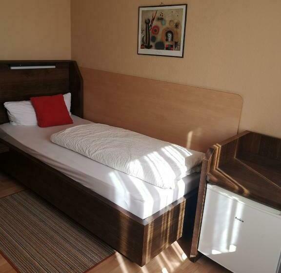 스탠다드 싱글 룸, Köln Bonn