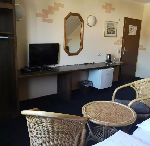 スタンダード4人部屋, Köln Bonn