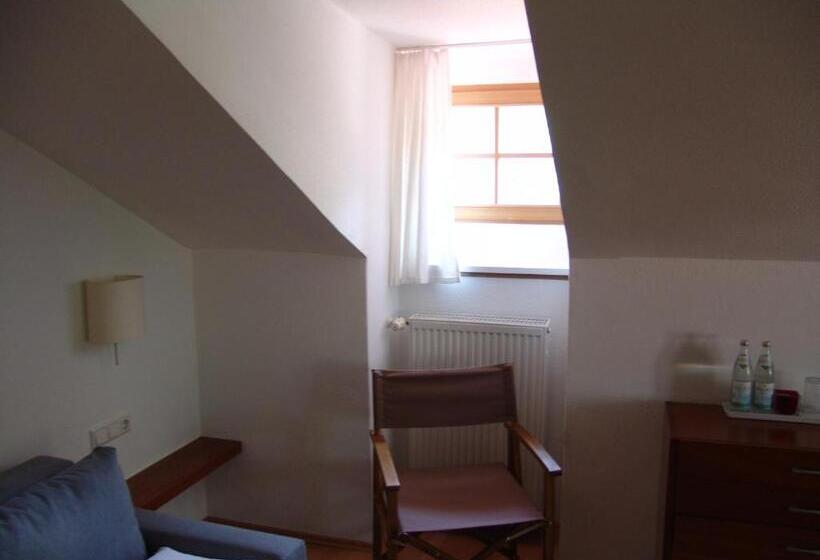 جناح جونيور مزوَّد بشرفة, Garni Königslinde   Wandern, Radeln, Skifahren & Genießen