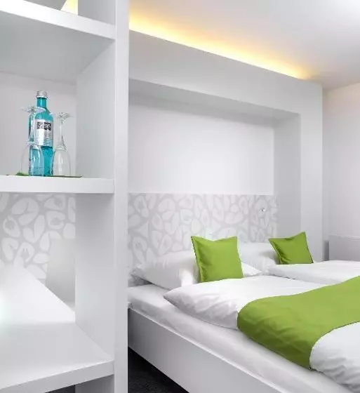 Quarto Standard para Deficientes, Mara
