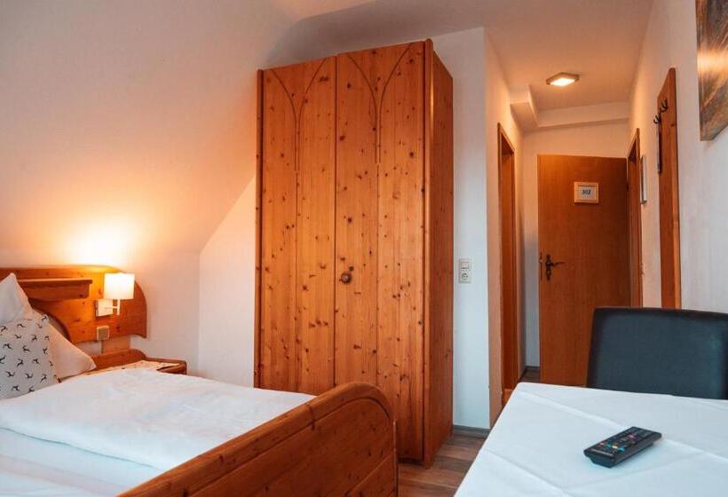 Номер Стандарт, Postwirt   Gästehaus