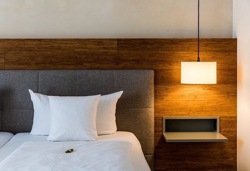 Номер Комфорт, Restaurant Hotel Zum Storchen