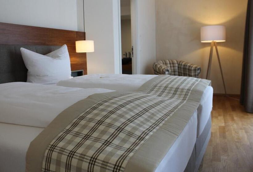 Номер Deluxe, Restaurant Hotel Zum Storchen