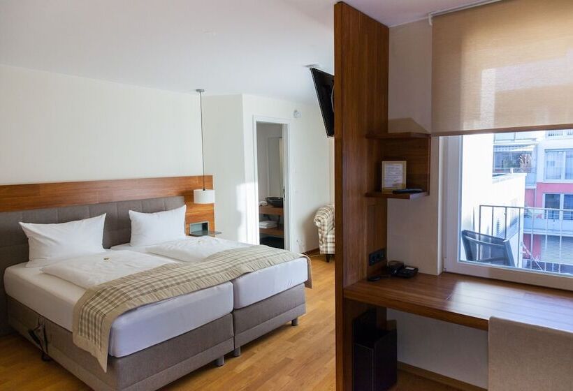 Quarto Deluxe, Restaurant Hotel Zum Storchen