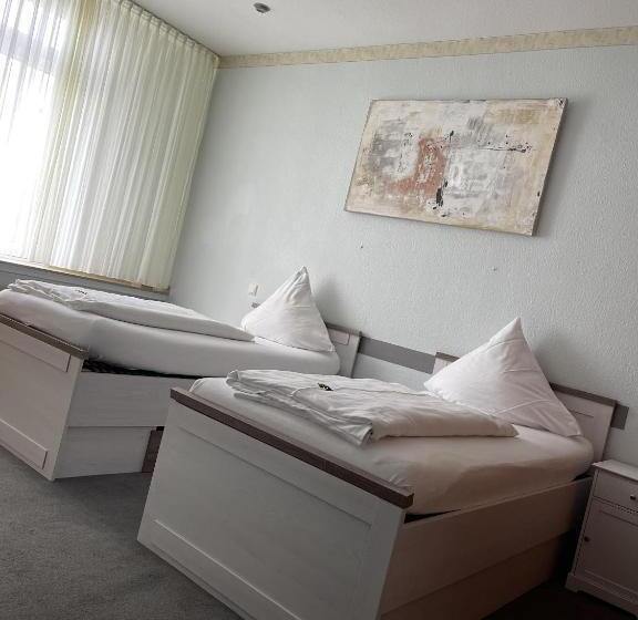 غرفة قياسية, Zum Landsberger Hof