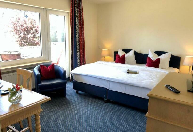 غرفة كومفورت, Zur Post