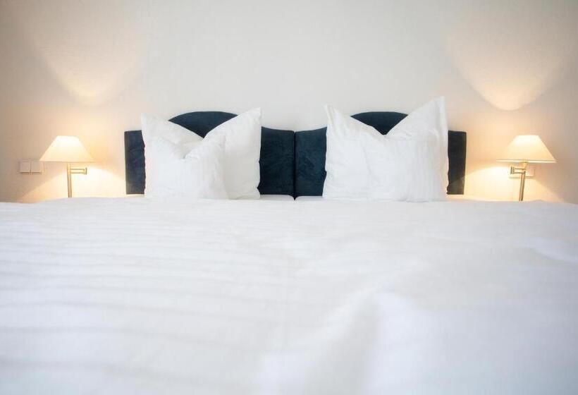 غرفة قياسية, Zur Post