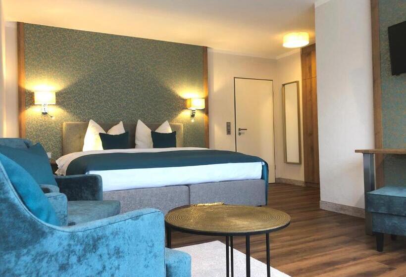 غرفة بريميوم, Zur Post