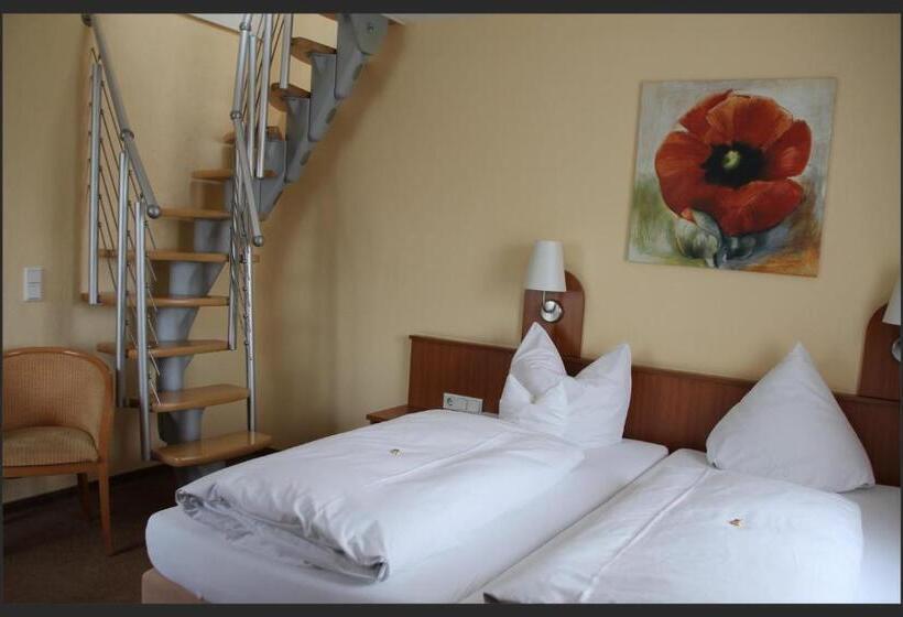 四人标准间, Park Residence