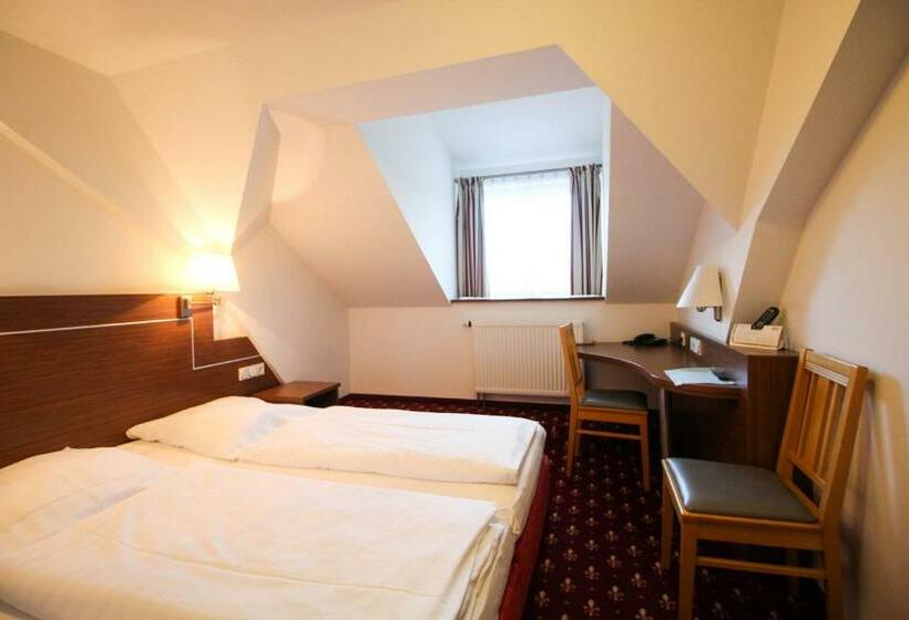 Standard Single Room, Gasthof Obermeier