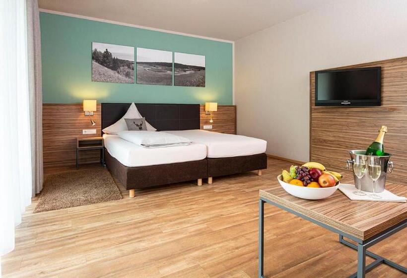 舒适型房间, Muller´s Land