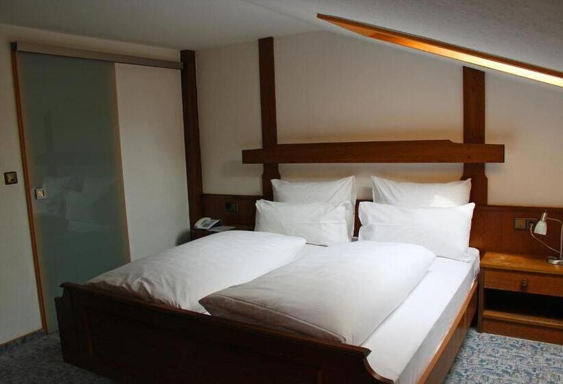 מיטה בחדר משותף, Waldgasthof Geländer