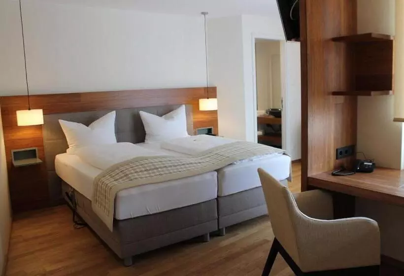 デラックスルーム, Restaurant Hotel Zum Storchen