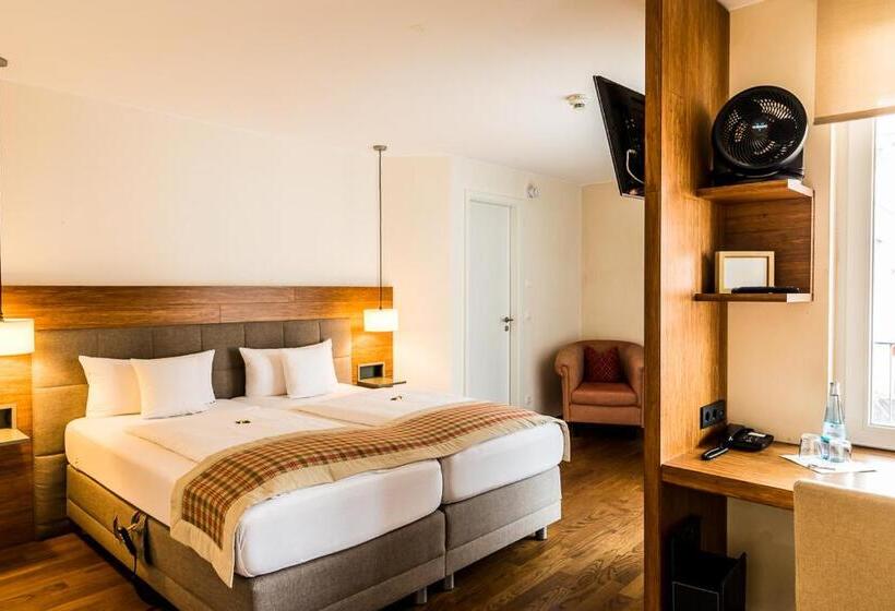 Quarto Deluxe, Restaurant Hotel Zum Storchen