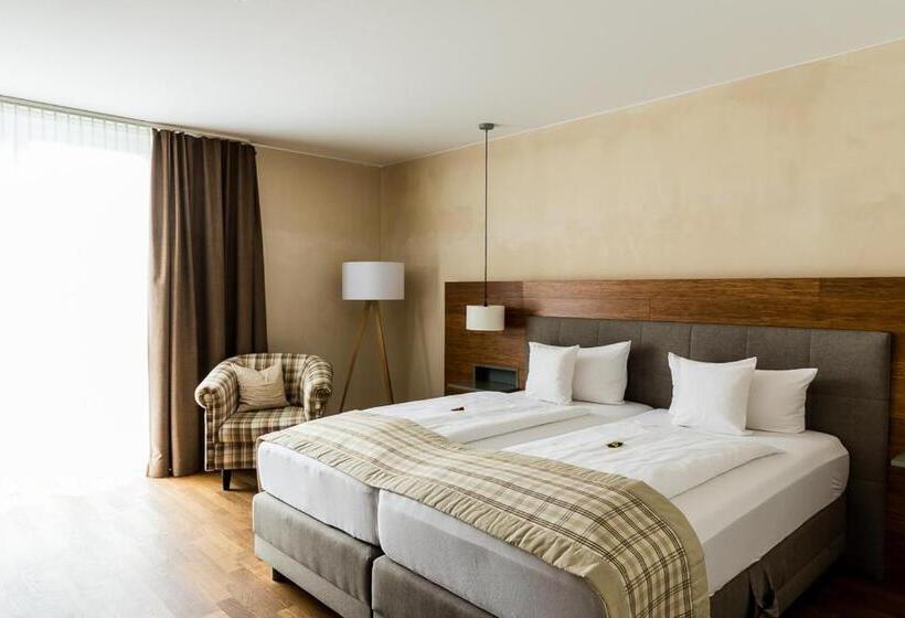 Quarto Deluxe, Restaurant Hotel Zum Storchen