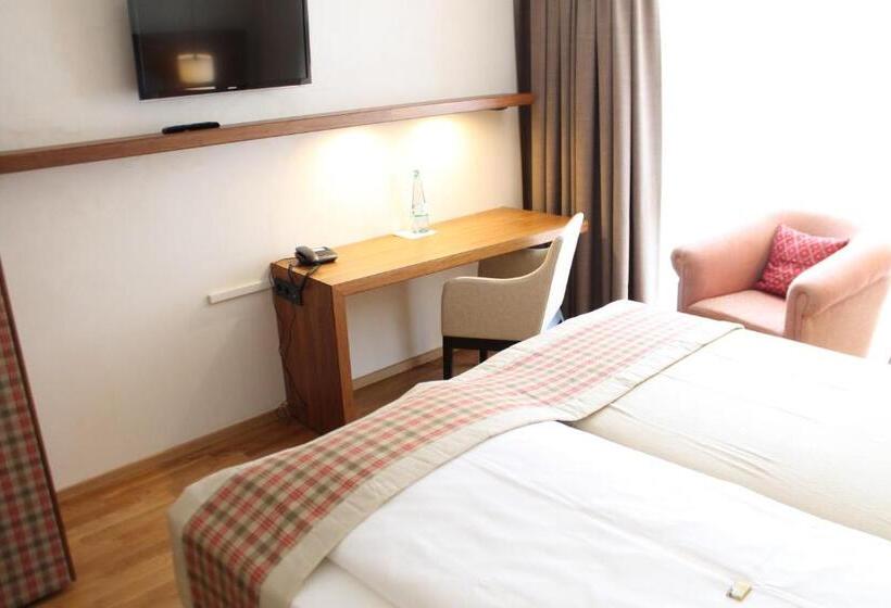 Quarto Comfort, Restaurant Hotel Zum Storchen