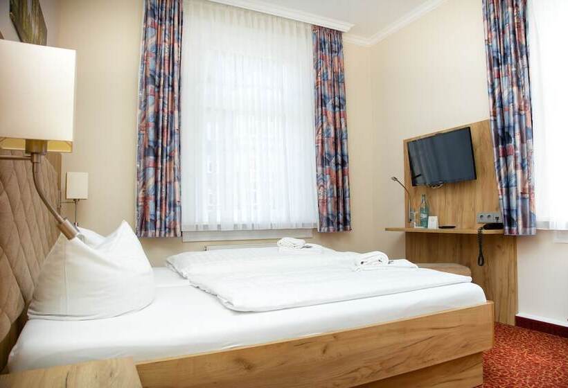 Полулюкс, Waldhotel Friedrichroda