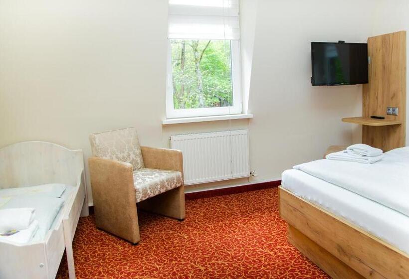 Семейный Номер, Waldhotel Friedrichroda
