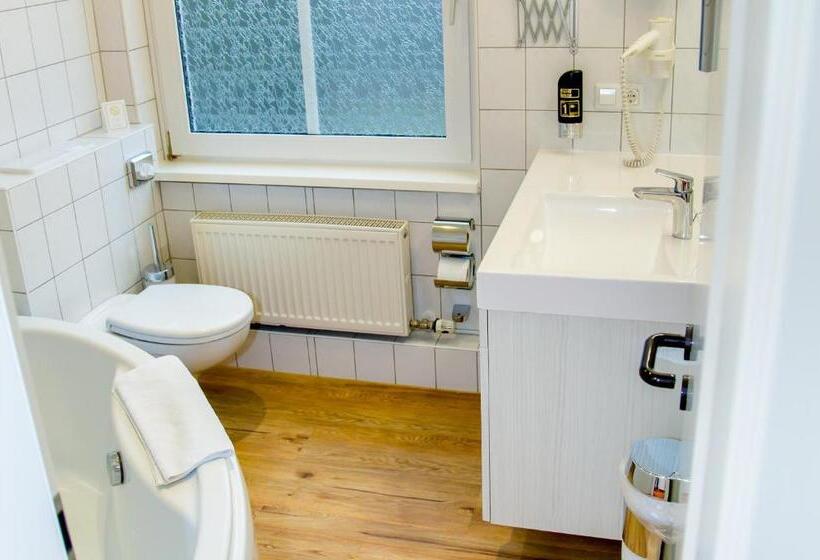 Полулюкс с Балконом, Waldhotel Friedrichroda