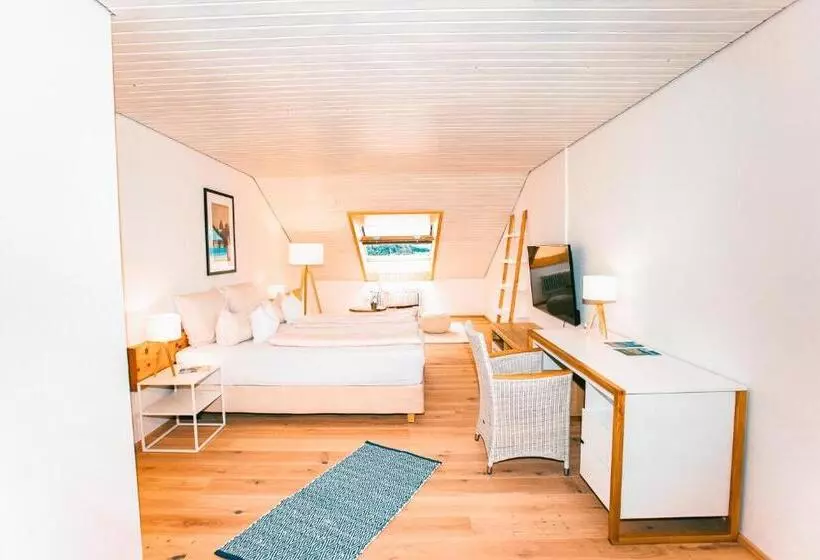 ペントハウスルーム, Yachthotel Chiemsee Gmbh