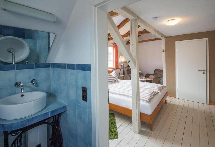 חדר סטנדרט יחיד, Pension Onkel Ernst