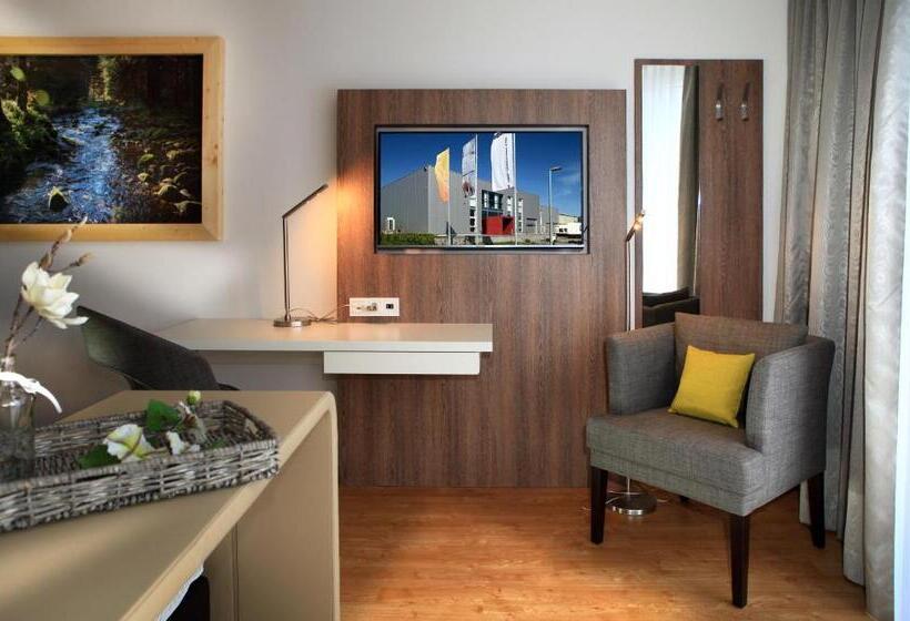 Comfort room with balcony, Adler