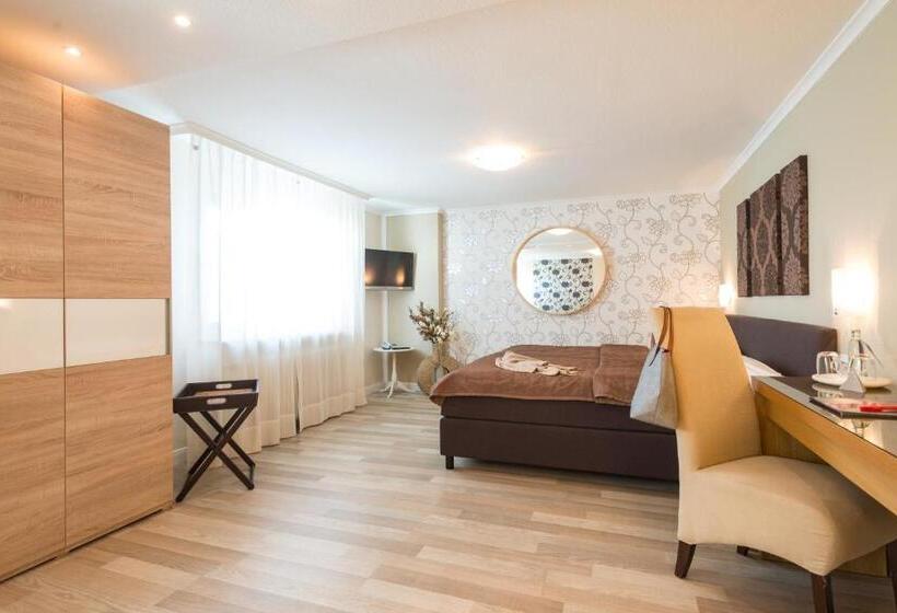 غرفة كومفورت, Ahrbella