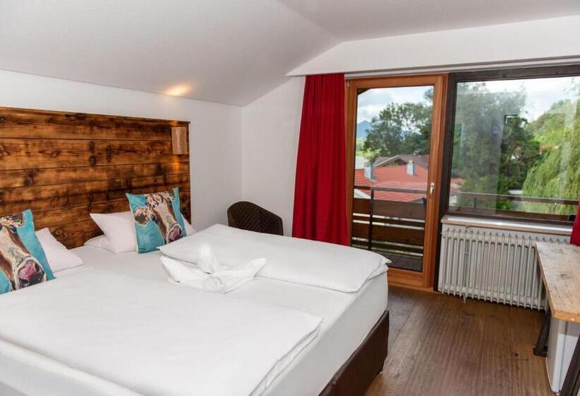 스탠다드 룸, Alpenglühn